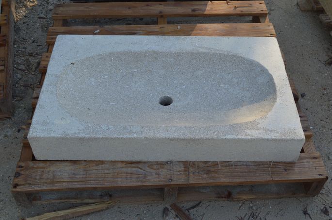 Vasque en pierre